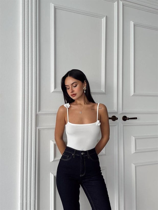 Gül Detaylı Bodysuit - Beyaz