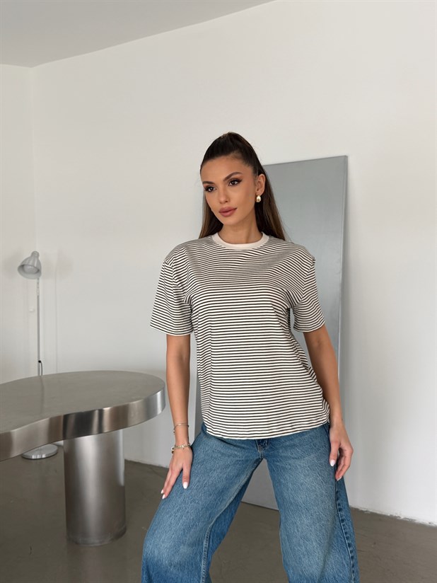 Çizgili Kısa Kol Basic - Beyaz
