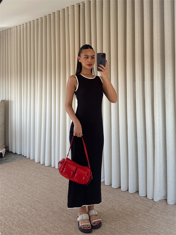 Sıfır Kol Şerit Detay Elbise  - Siyah