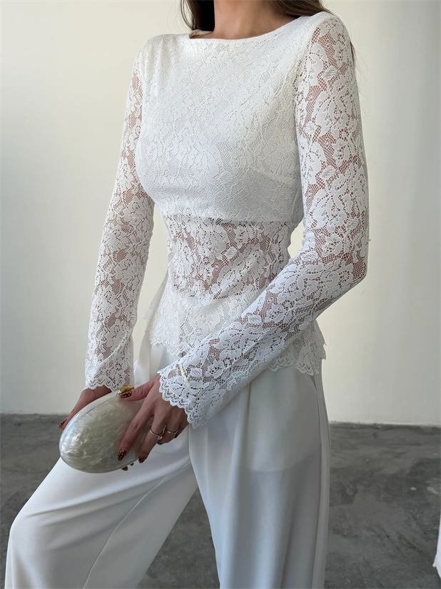 Arkası Bağlamalı Dantel Bluz - Ekru