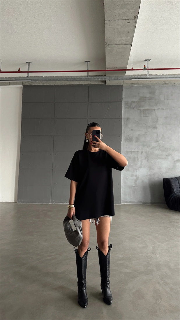 Yan Yırtmaç Oversize Basic - Siyah