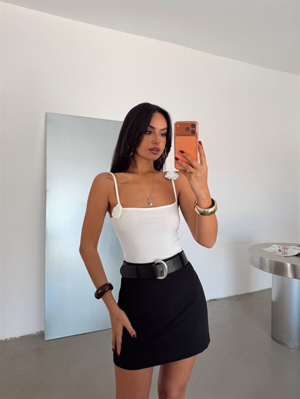 Gül Detaylı Bodysuit - Beyaz