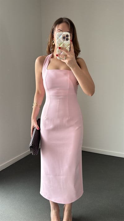 Aurora Toz Pembe Kare Yaka Midi Kalem Elbise