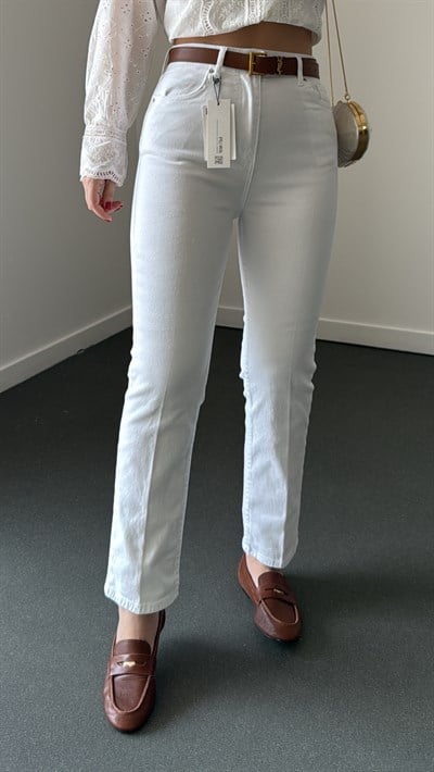 Bamberg Beyaz Yıkamalı Yüksek Bel Boyfit Jeans
