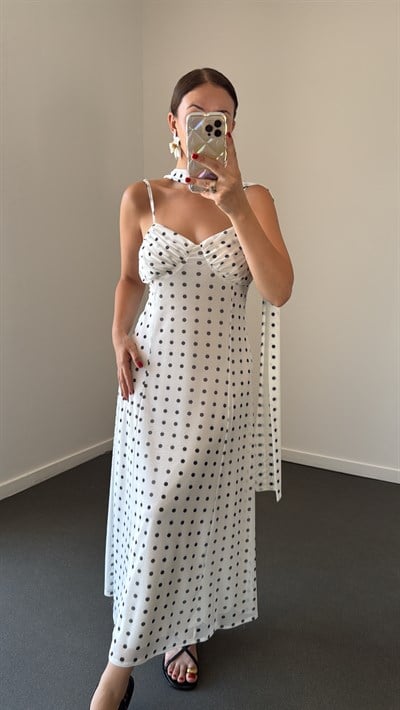 Date Beyaz Puantiyeli Fularlı Askılı Maxi Elbise