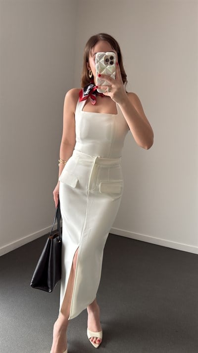 Latife Beyaz Halter Yaka Bluz Ve Kalem Etek Takımı