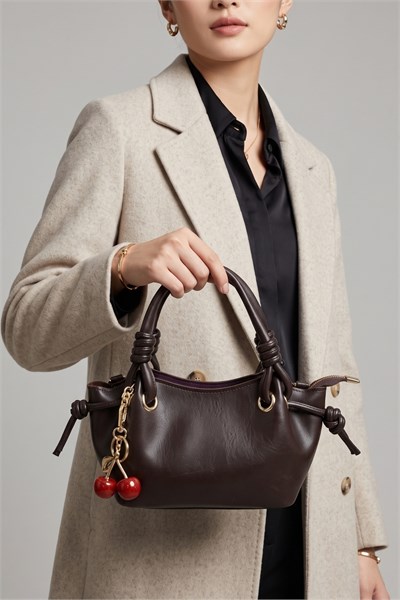 Cherry Charmlı Model Küçük Boy Deri Kadın El ve Omuz Çantası Acı Kahve