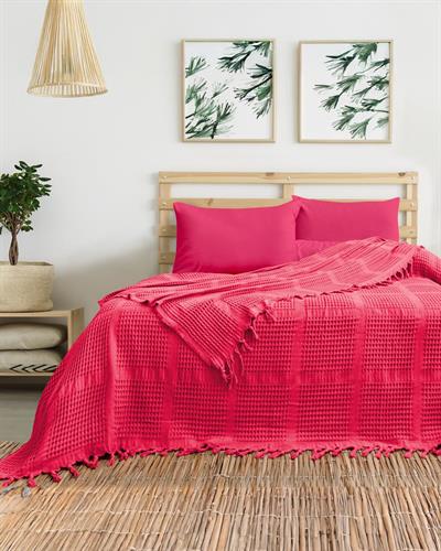 Liva Çift Kişilik Jakar Desen Pamuklu Pike / Fuşya