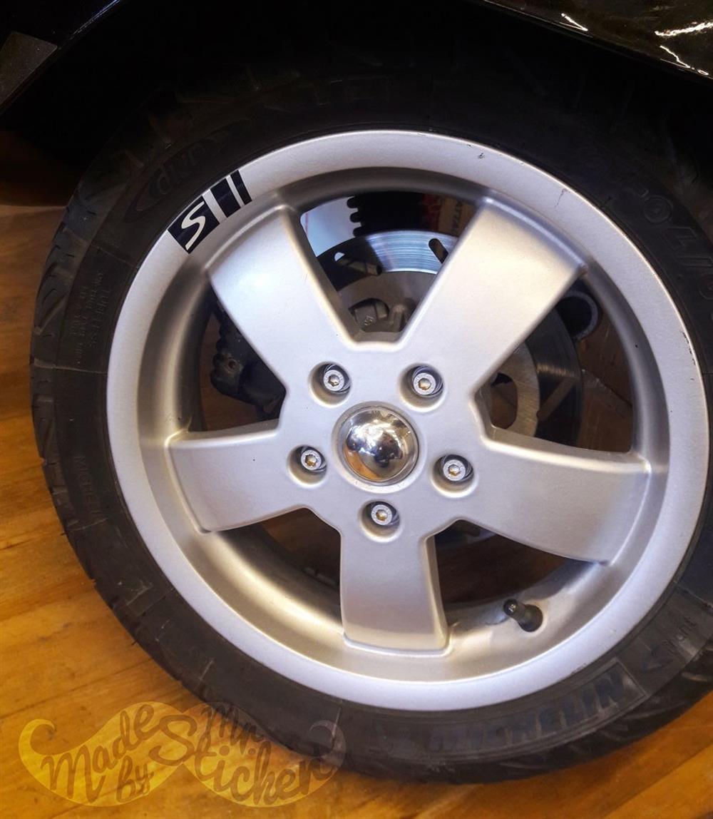 RFHLM82 Vespa Jant Sticker Seti - 4 ad Jant Uzeri Siyah Renk