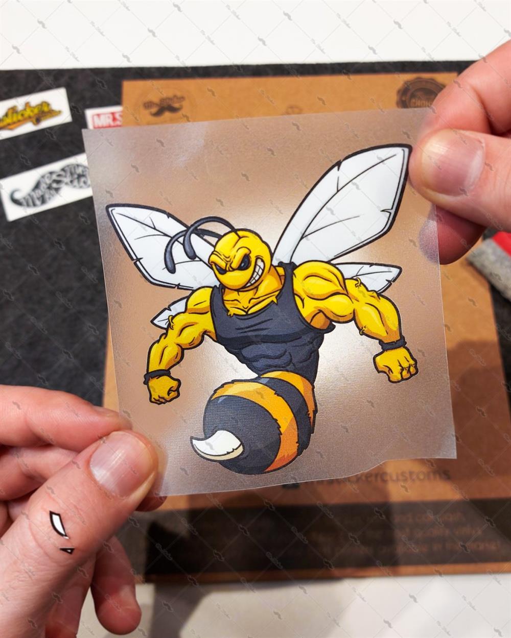 AN23 Kasli Ari Etiketi