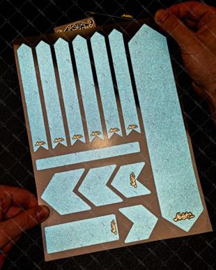 BCY47 Reflektif Koruyucu Sticker Seti Mavi Renk