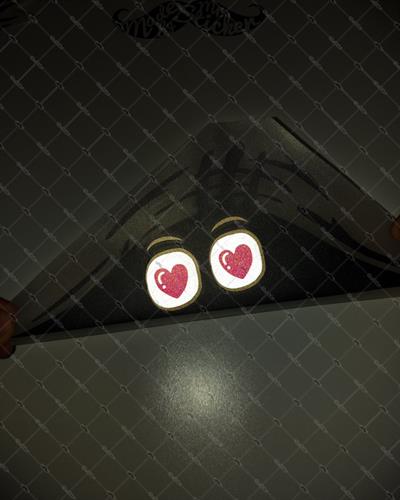 CAR14 Yari Reflektif Bagajdan Bakan Kalpli Gozler Etiketi