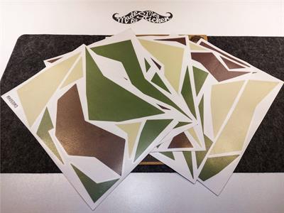 CMO504M - 45 Parca Ucgen Kamuflaj Seti - (Yesil-Kahverengi-Acik Yesil)