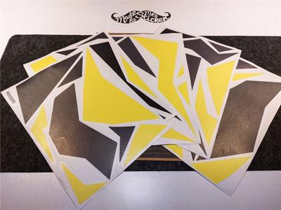 CMO506M - 45 Parca Ucgen Kamuflaj Seti (Sarı-Füme-Siyah)