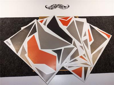 CMO508M - 45 Parca Ucgen Kamuflaj Seti (Siyah-Gri-Kırmızı)