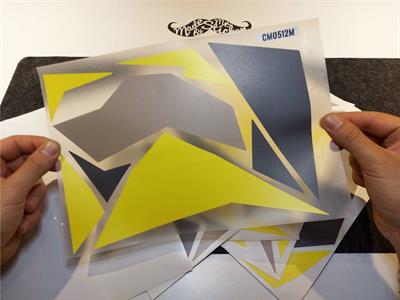 CMO512M - 45 Parca Ucgen Kamuflaj Seti (Sarı-Gri-Füme)