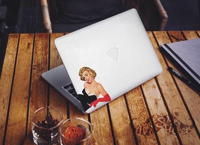 PNP10 Pinup Kizi Etiketi