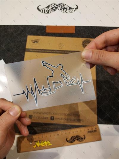 RFHLM165 Reflektif Snowboard Temali Kalp Ritmi Etiketi