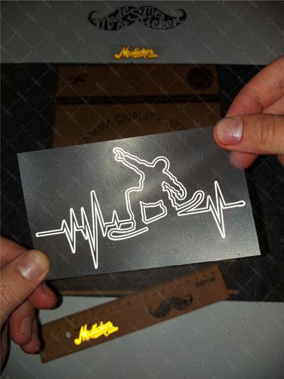 RFHLM165 Reflektif Snowboard Temali Kalp Ritmi Etiketi