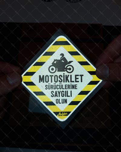 WRN38 Reflektif Motosiklet Suruculerine Saygili Olun