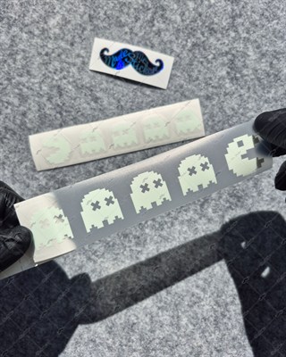 GIDW28 Karanlıkta Işıldayan Pac Man Etiketi