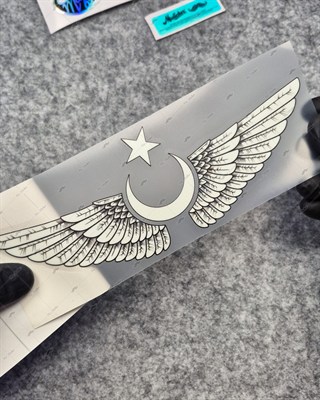 GIDW3 Karanlıkta Işıldayan Kanatli Ay Yildiz Etiketi