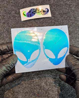 LMT12 Mavi Mor Renk Geçişli Özel Seri Uzaylı Stickerı 2li Set