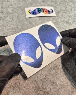 LMT38 Limited Edition Mavi Galaksi Efektli Alien Stickerı 2li Set