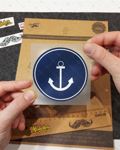 NAU18 Minimal Tasarim Capa Etiketi