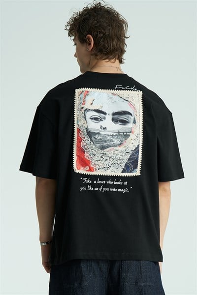 Amoura Portrait Oversize Erkek Tişört Siyah