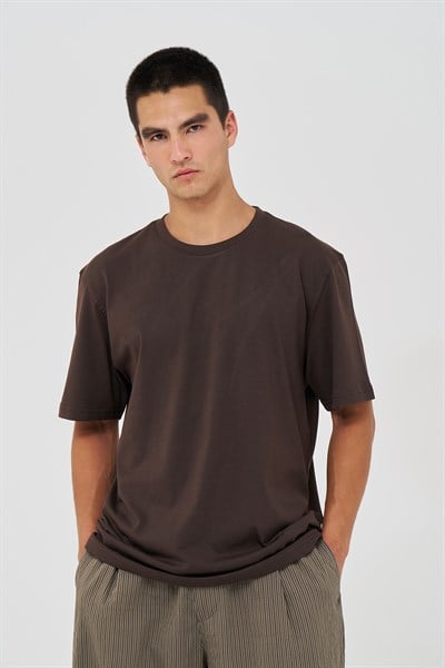 Basic Regular Fit Tişört Erkek /02 Kahverengi