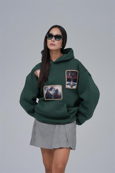 Layers of Awakening Oversize Sweatshirt Kadın Yeşil