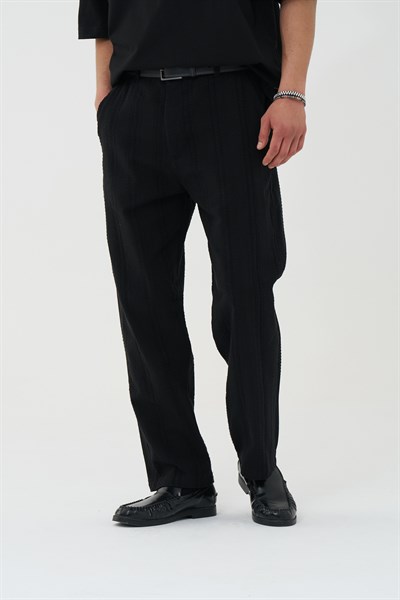 Loomline Relaxed Fit Erkek Pantolon Siyah