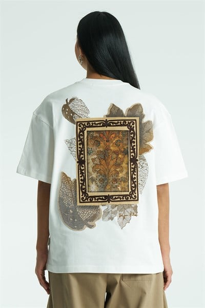 Ornate Oversize Kadın Tişört Ekru