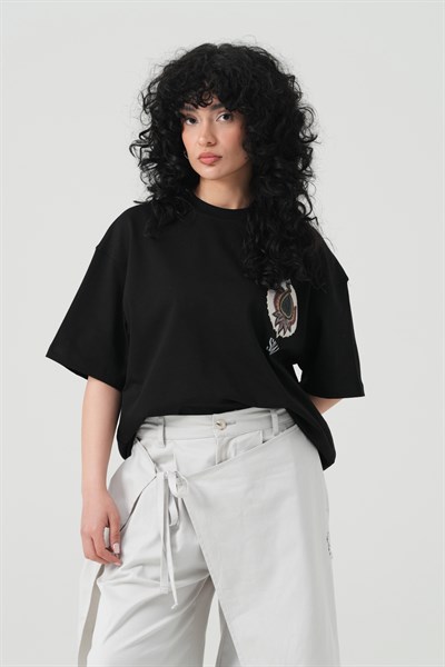 Paisley Wings Oversize Kadın Tişört Siyah
