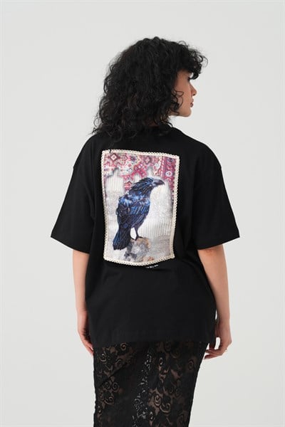 Raven Tale Oversize Kadın Tişört Siyah