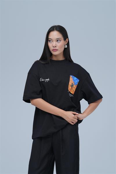 Starry Flow Oversize Tişört Kadın Siyah
