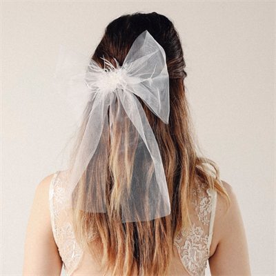  Bride Tüylü Fiyonk