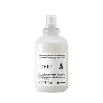 LOVE Curl Primer Dalgalı Ve Kıvırcık Saçlar İçin Nemlendirici Isı Koruyucu Süt 150ML
