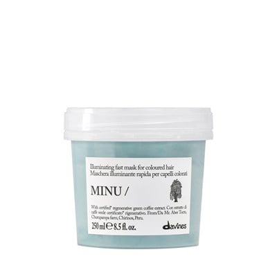 MINU Boyalı Saçlar İçin Renk Koruyucu ve Besleyici Saç Bakım Maskesi 250 ml
