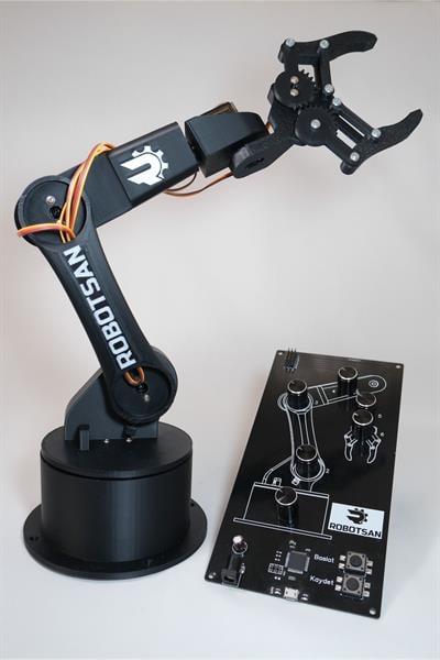 Robot Kol