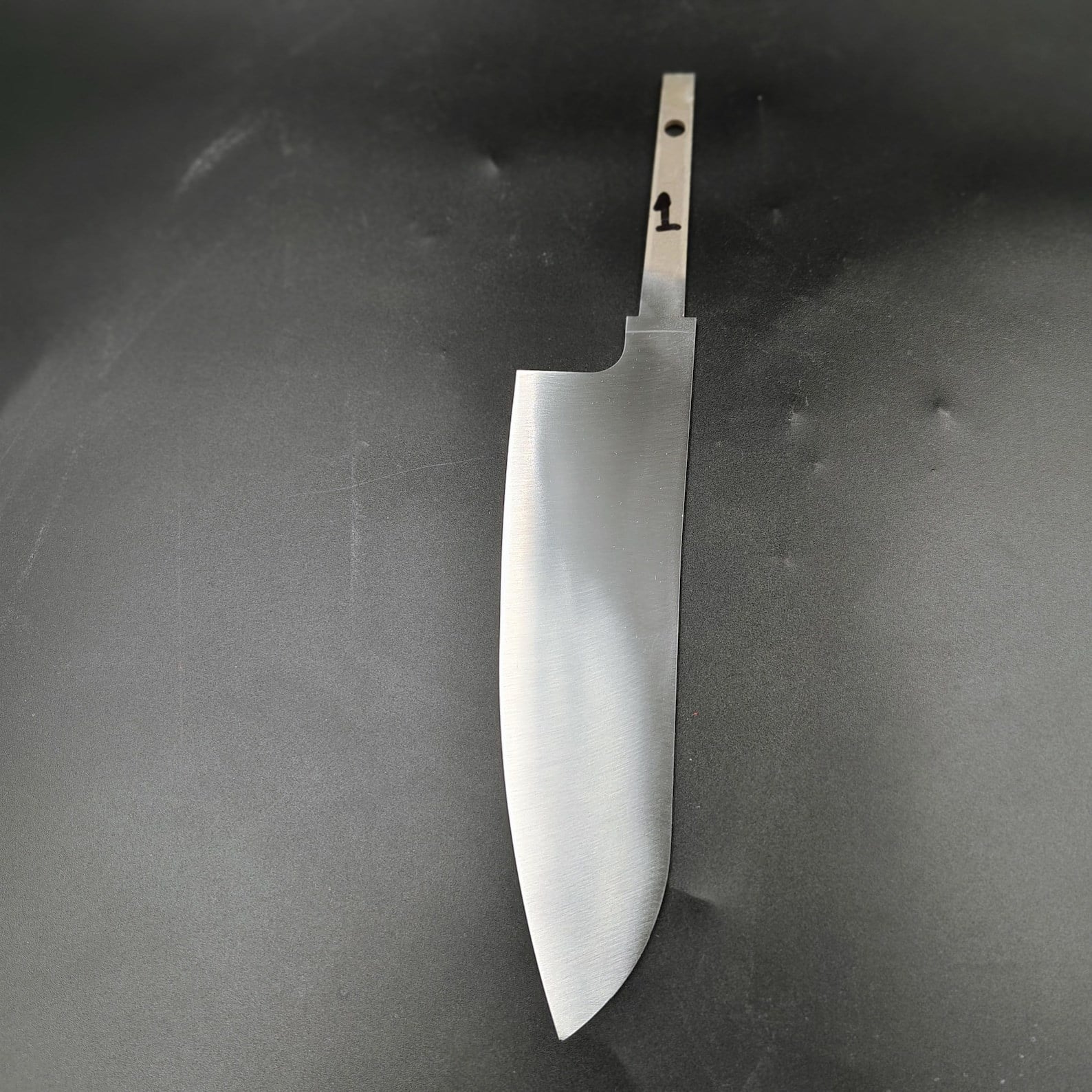 aeb-l-santoku-japanese-chef-knife-blan-1d0014.jpg