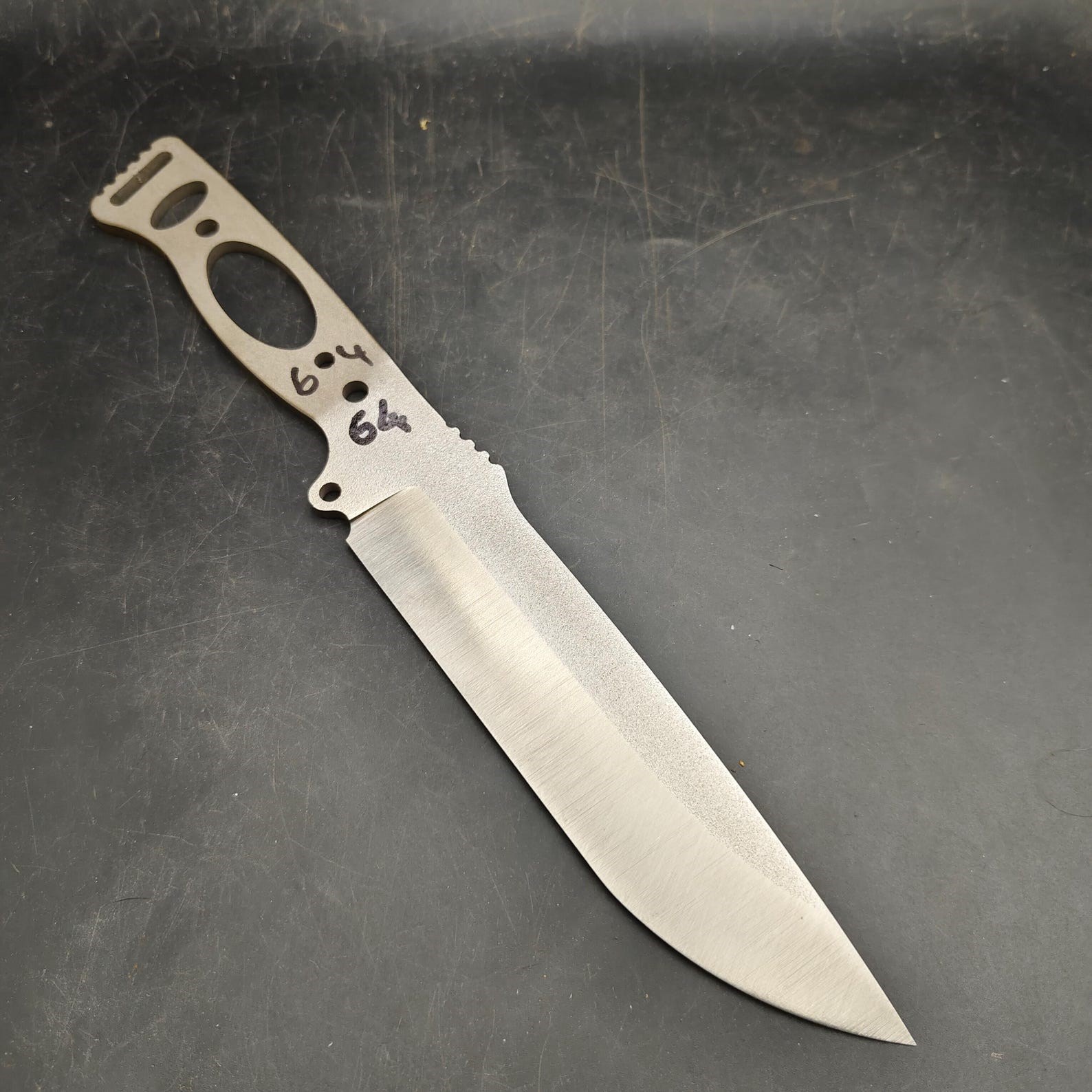 n690-bowie-knife-blank-n64-48d-df.jpg