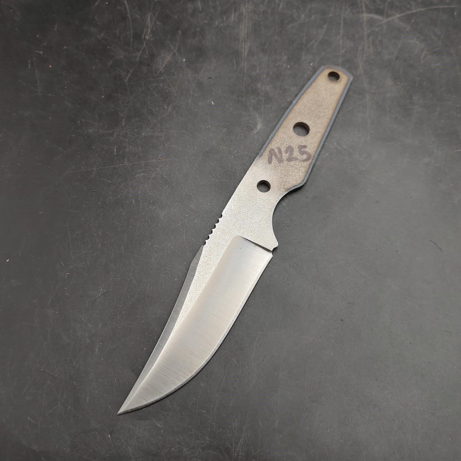 n690-edc-knife-blank-n25-592-be.jpg
