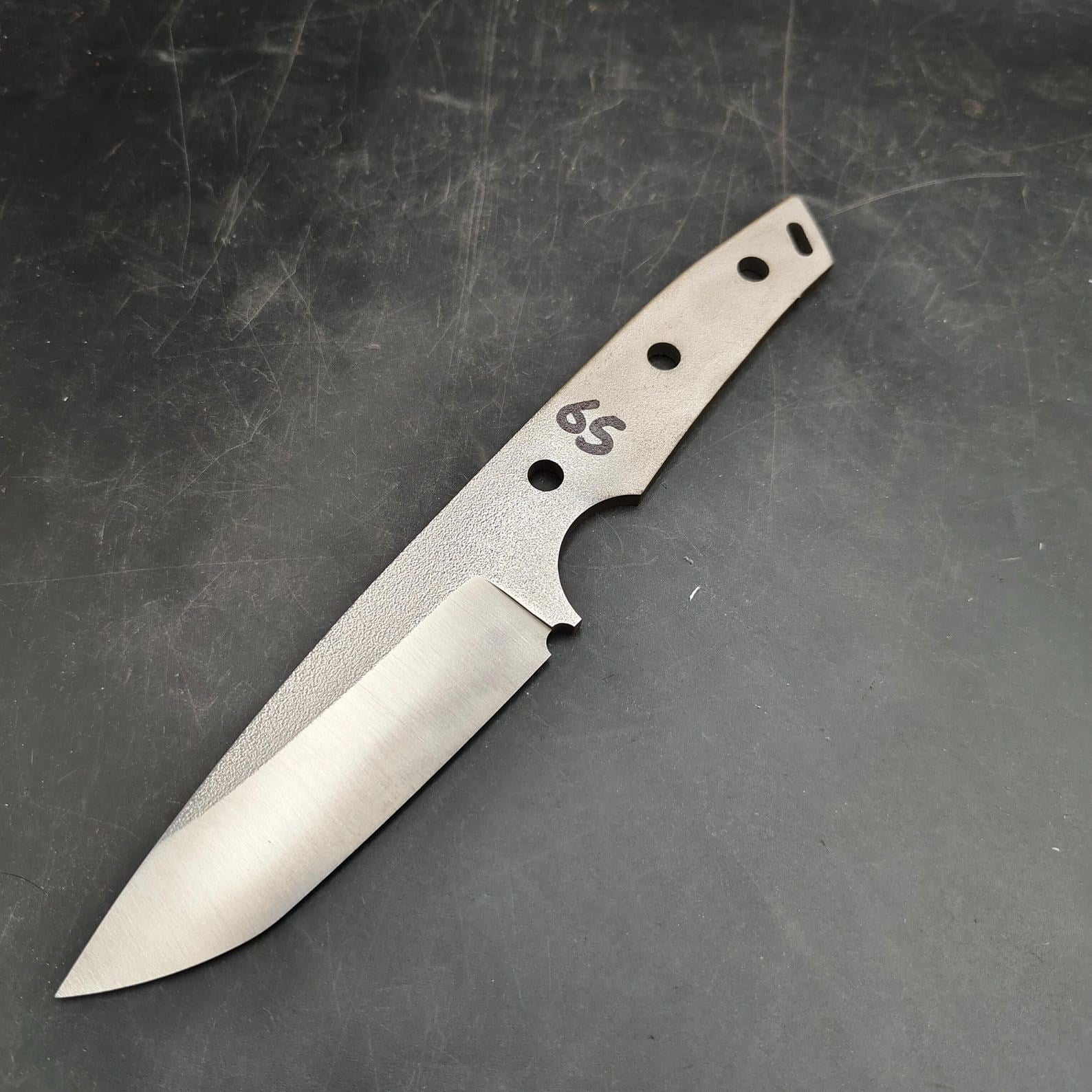 n690-edc-knife-blank-n65--b4e8-.jpg