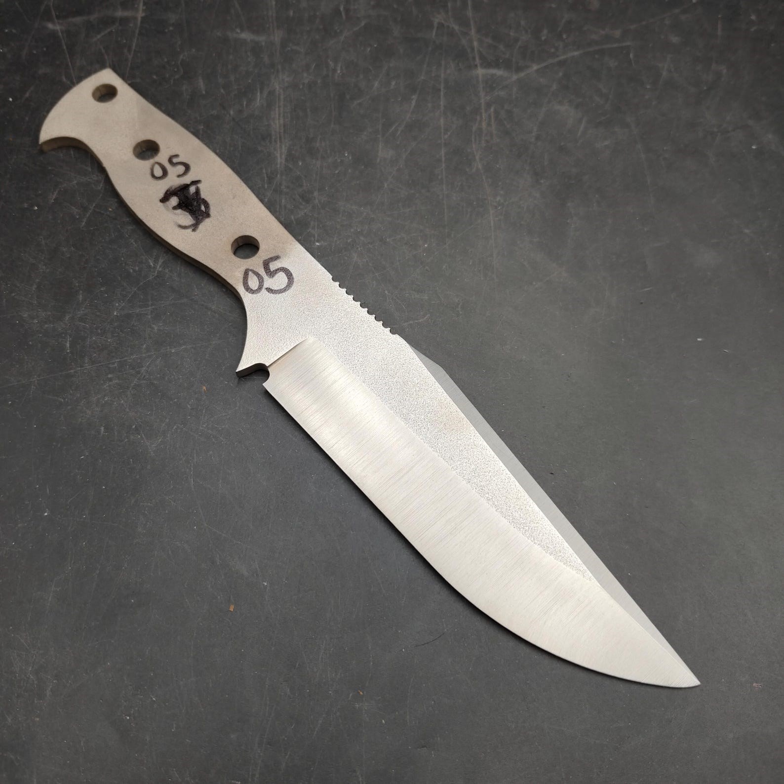 n690-knife-blank-n05-81e14-.jpg