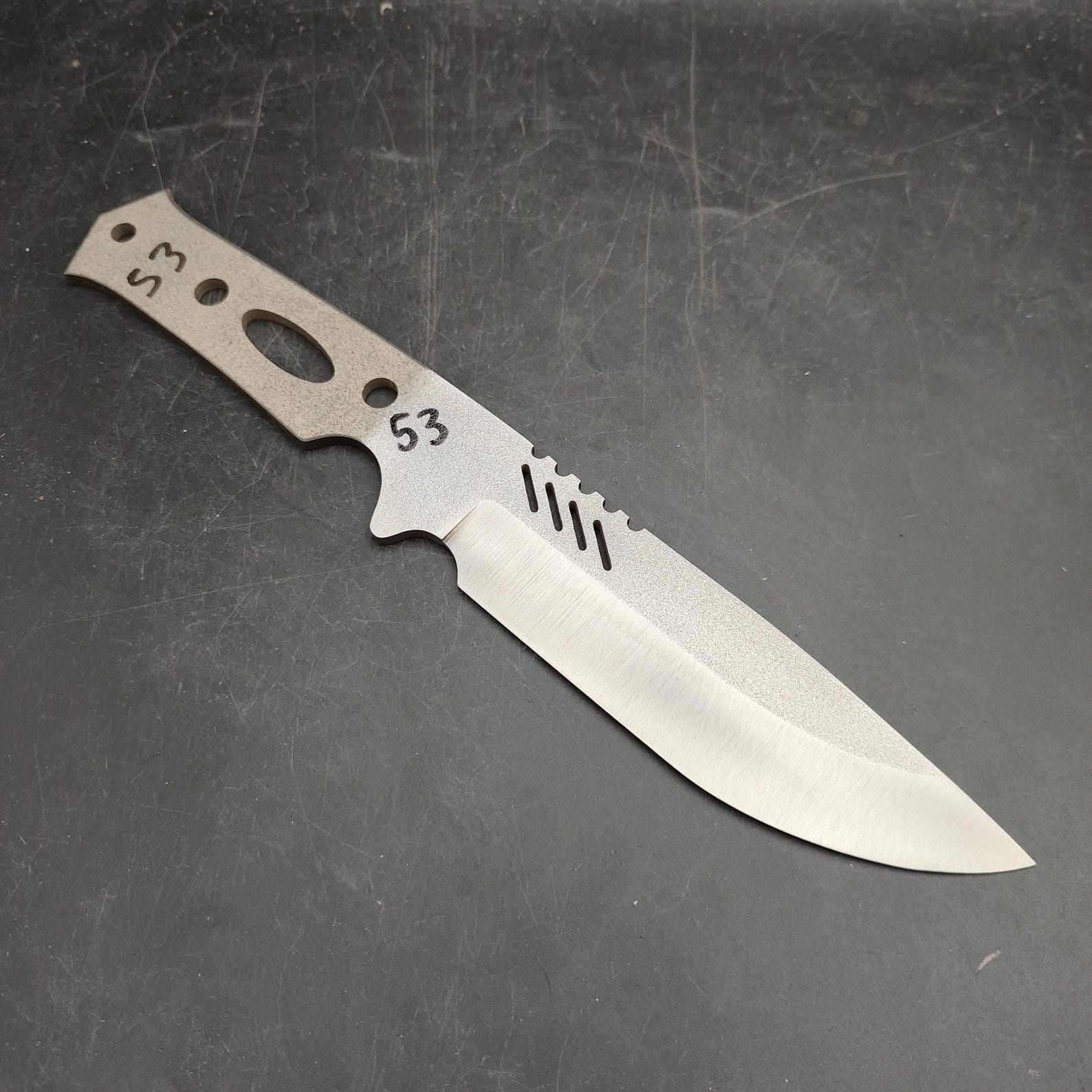 n690-knife-blank-n53--92dc-.jpg