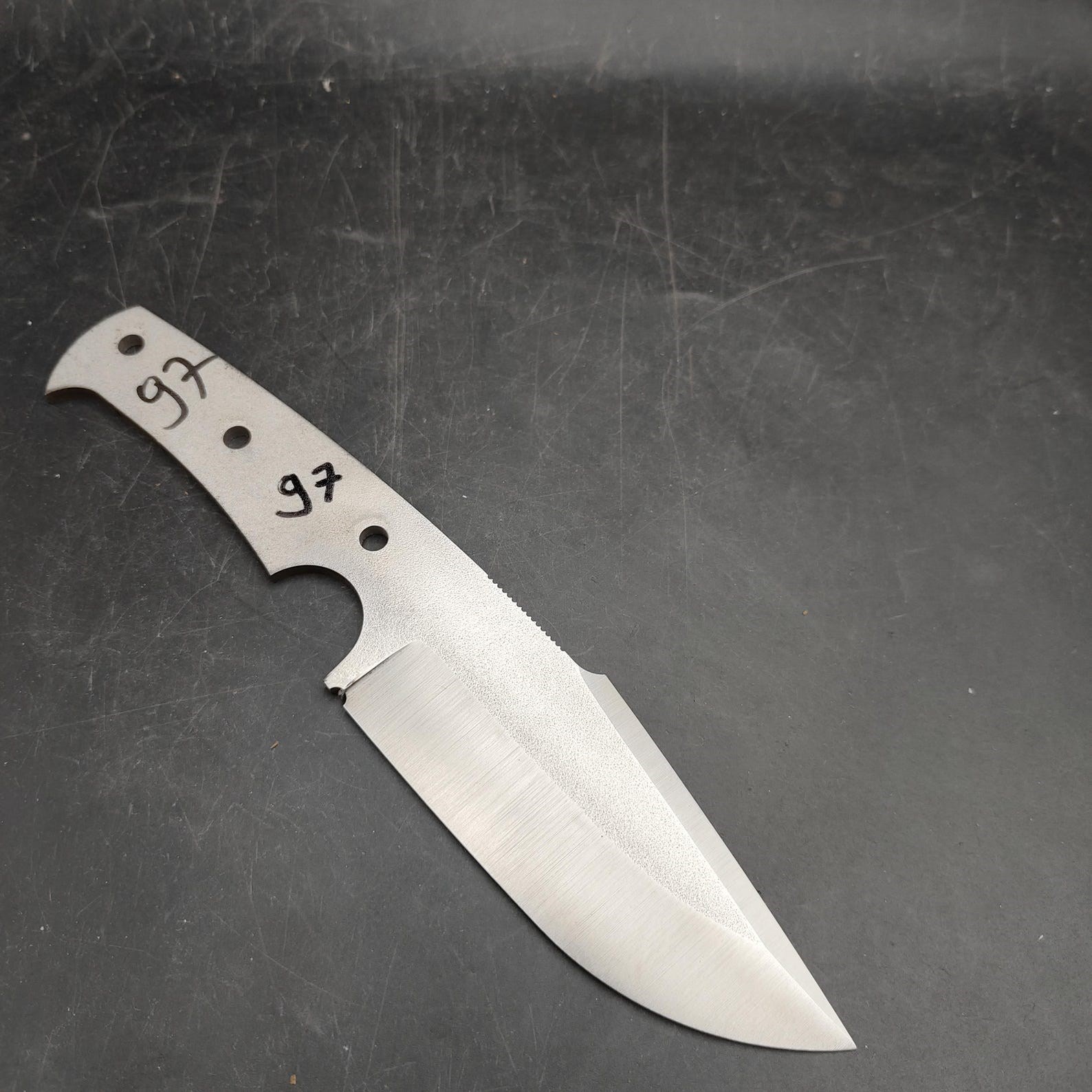 n690-knife-blank-n97-4da3-e.jpg