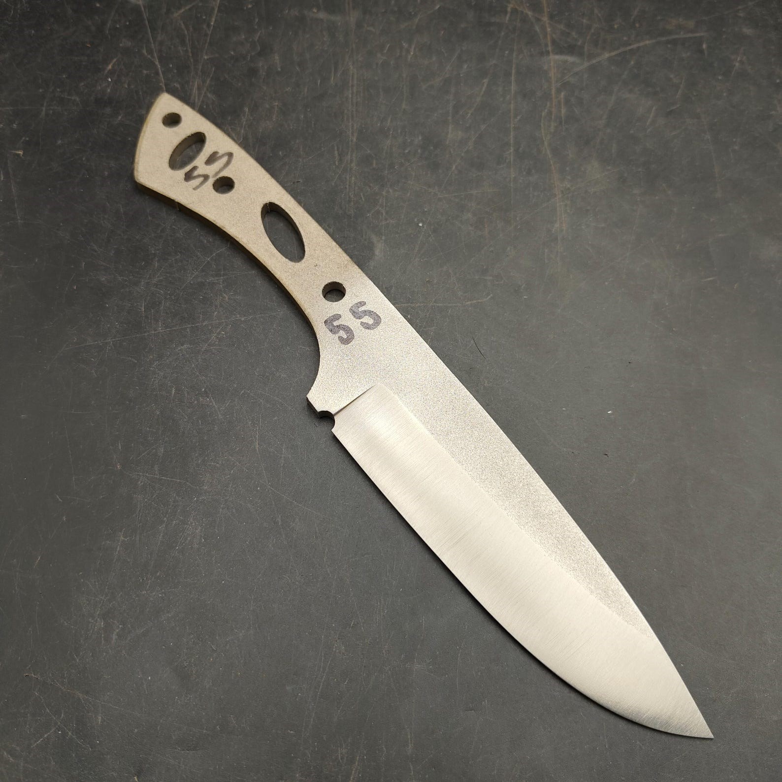 n690-outdoor-knife-blank-n55-44fe5e.jpg