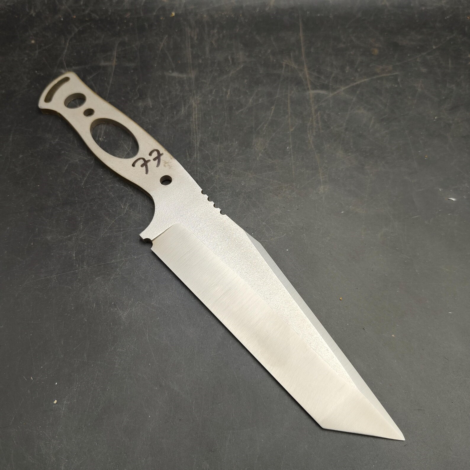 n690-tanto-knife-blank-n77-1c17f1.jpg